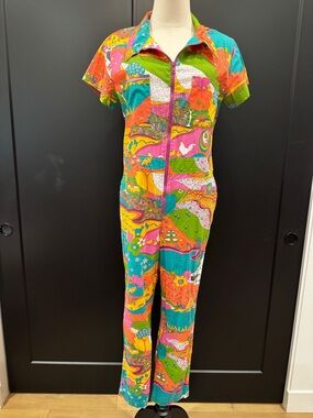 Blue Platypus Luscious Landscape Jumpsuit in Brilliant Emerald Small - Like New